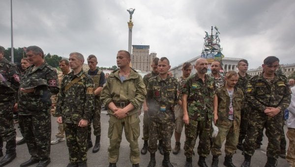 Вече на Майдане Незалежности. Архивное фото