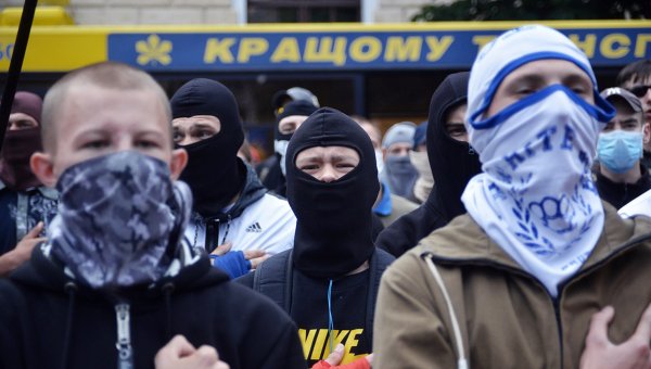Неизвестные сорвали крестный ход против войны и интеграции Украины в Евросоюз