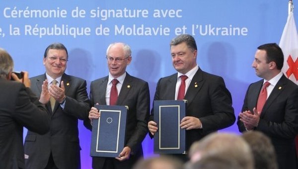 Украина и ЕС подписали соглашение об ассоциации. Архивное фото