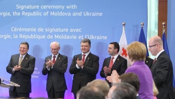 Украина, Молдавия, Грузия и ЕС подписали соглашение об ассоциации
