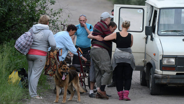Эвакуация жителей востока Украины. Архивное фото