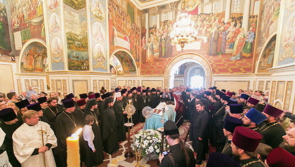 Церемония прощания с митрополитом Владимиром в Киево-Печерской лавре