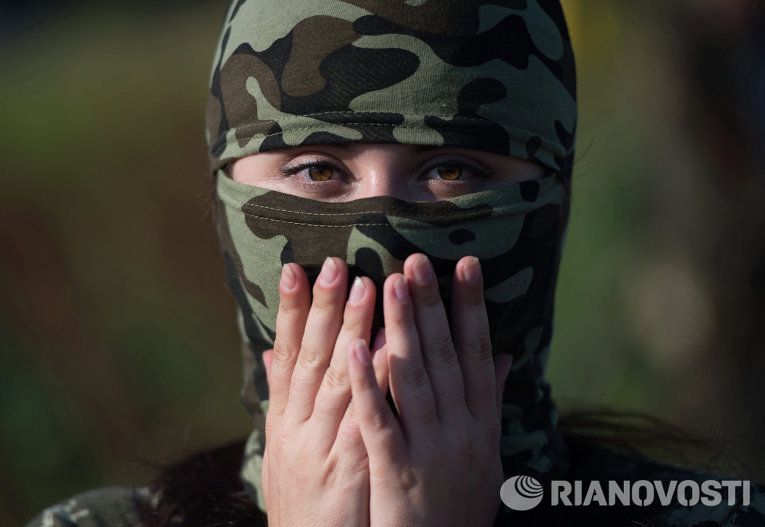 Женщина в ополчении Донбасса
