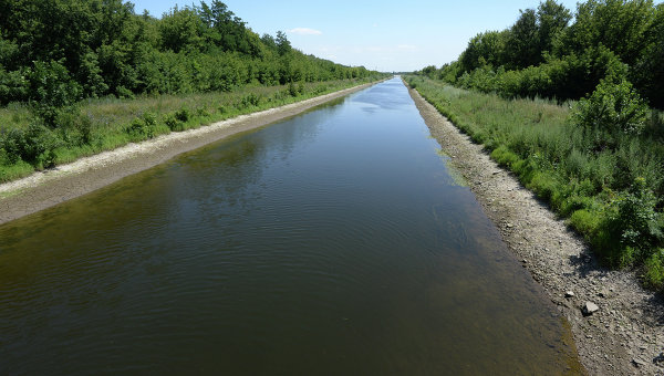 Канал Северский Донец - Донбасс в Донецкой области. Архивное фото