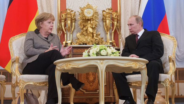 Владимир Путин и Ангела Меркель. Архивное фото