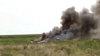 Попадание ракеты и падение Ан-26 в Луганской области 14 июля. Видео