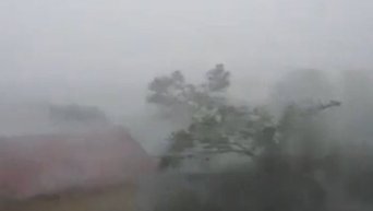 Обрушившийся на Филиппины тайфун. Видео