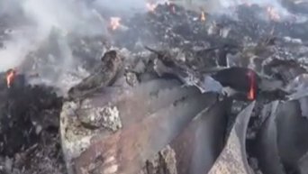 Видео с места падения малайзийского Boeing 777. Видео