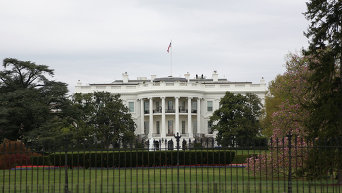 Вид на здание Белого дома в Вашингтоне