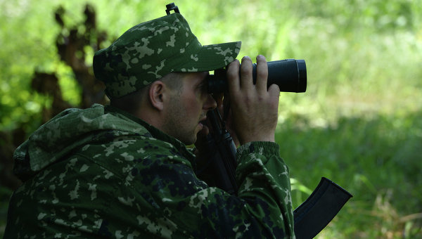 Ополченец на востоке Украины. Архивное фото