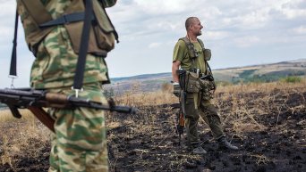 Бойцы ополчения в Донецкой области