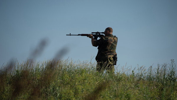 Ополченец на востоке Украины