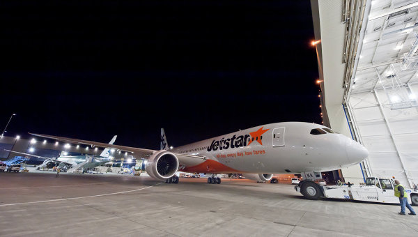 Самолет австралийской авиакомпании Jetstar