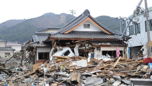 После землетрясения и цунами в Японии в 2011 году