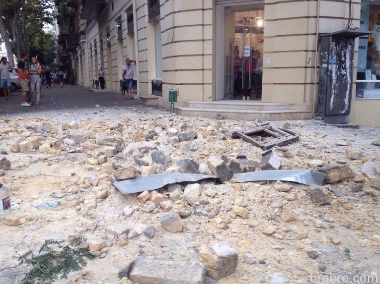 Подросток попал в реанимацию в результате обрушения фасада в Одессе