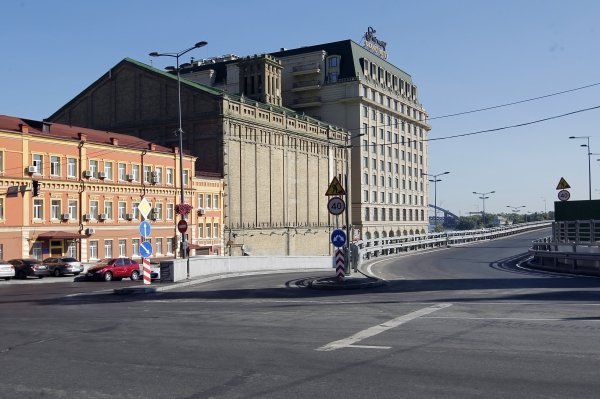 В Киеве завершена реконструкция развязки на Почтовой площади