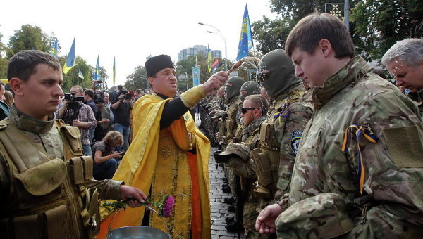 Батальон Сич отправился из Киева в зону АТО