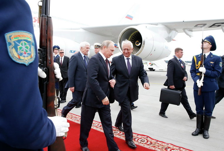 Путин прибыл в Минск