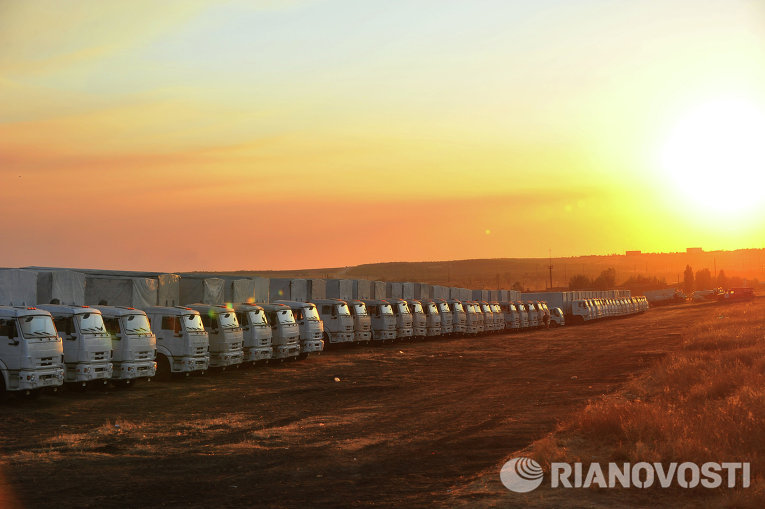Предположительно вторая колонна с гуманитарным грузом для Украины стоит в Ростовской области