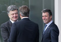 Президент Петр Порошенко, премьер-министр Великобритании Дэвид Кэмерон и генеральный секретарь НАТО Андерс Фог Расмуссен (слева направо)