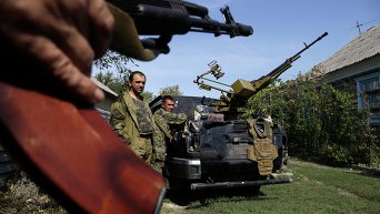Бойцы ополчения поблизости Донецка