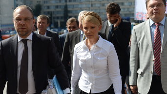 Юлия Тимошенко прибыла в ЦИК