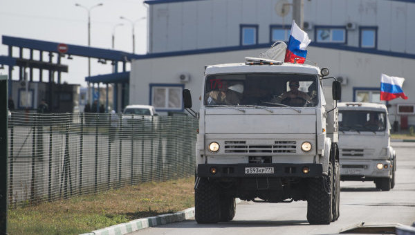 В субботу,  13 сентября, в Луганскую область прибыл второй гуманитарный конвой РФ в количестве около двухсот КамАЗов. Архивное фото