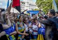 Группа украинцев встречает в США Петра Порошенко. Архивное фото