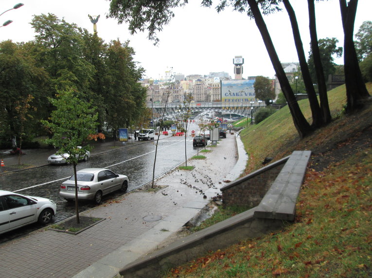 Утопающий в осени Киев