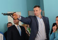 Виталий Кличко посетил детско-юношеский спортивный клуб