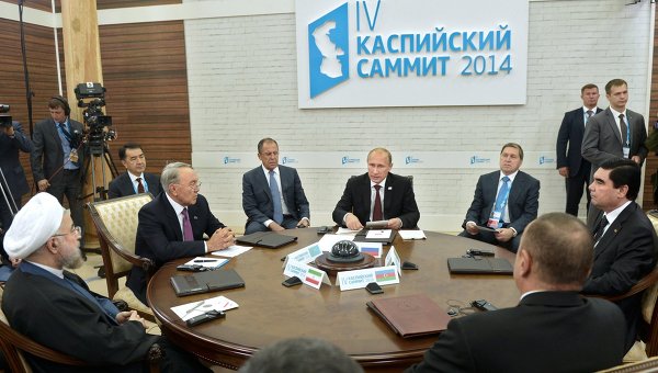 Президент России Владимир Путин принимает участие в четвертом Каспийском саммите