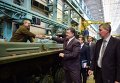 Президент Украины Петр Порошенко во время посещения государственного предприятия Завод имени В.А.Малышева