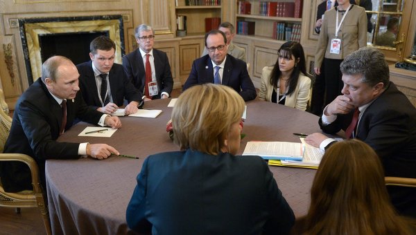 Встреча Петра Порошенко, Владимира Путина, Ангелы Меркель и Франсуа Олланда. Арохивное фото
