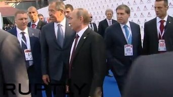 Путин попращался с участниками саммита. Видео