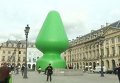 Инсталляция американского художника Пола Маккарти в Париже. Видео