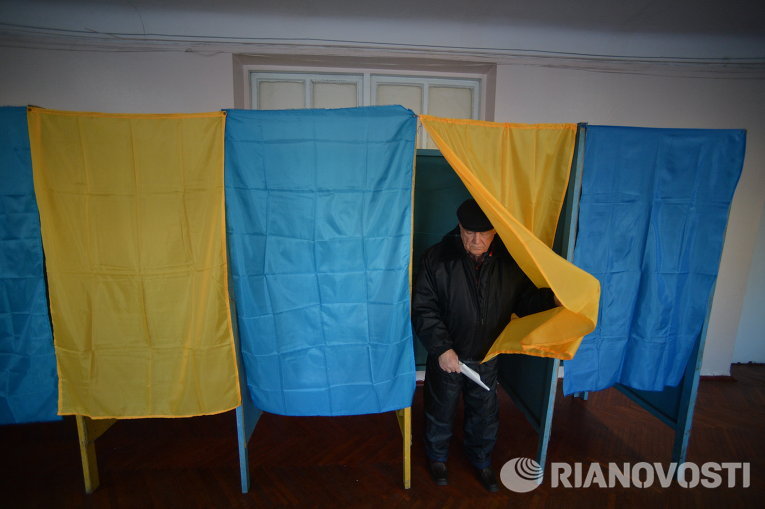 Голосование в Днепропетровском районе Киева на 433 избирательном участке