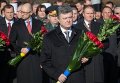 Петр Порошенко почтил память погибших воинов в связи с 70-летием изгнания фашизма из Украины