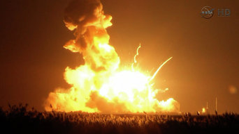 Космический грузовик Cygnus взорвался в момент старта с на космодроме в США