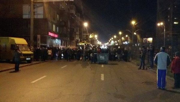 В Киеве жители заблокировали улицу Борщаговскую