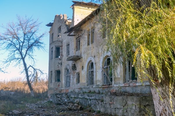 Разрушенные здания в Славянске