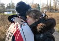 Родители детей, погибших и раненных при обстреле школы в Донецке