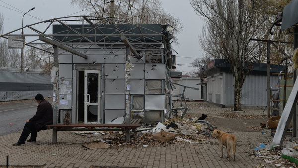 Последствия артиллерийского обстрела Донецка