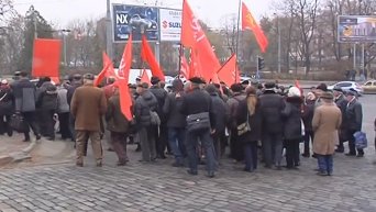 Нападение Правого сектора на коммунистов в Харькове. Видео