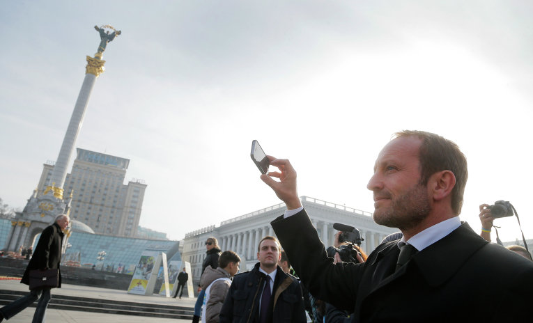 Глава МИД Дании прогулялся в Киеве по Майдану