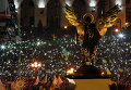 Во время Евромайдана. Статуя Архангела Михаила на Майдане Незалежности