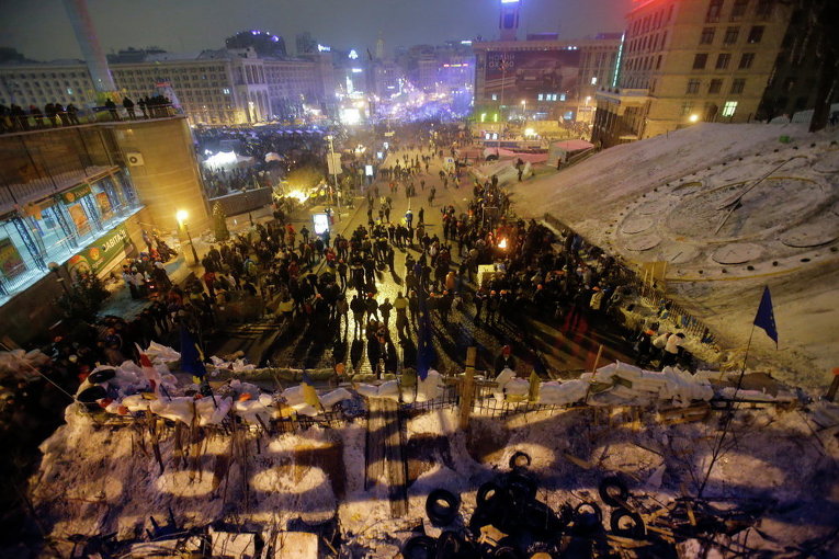 Вид на Майдан Незалежности во время протестов 11 декабря 2013 года