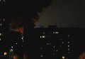 В Киеве поблизости от станции метро Шулявская горит недостроенный дом. Видео