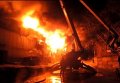 Как спасатели тушили вспыхнувшие ангары в Киеве. Видео