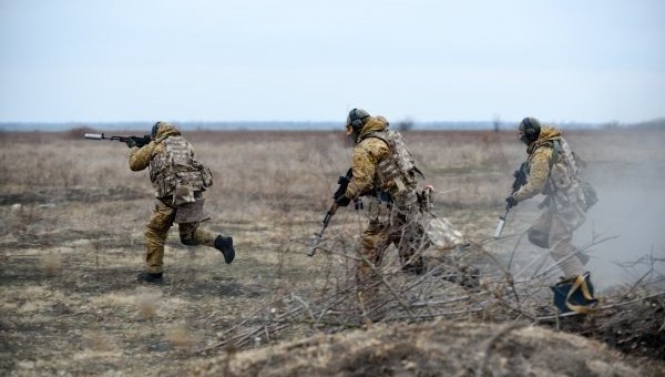 Тренировка отдельного отряда спецназначения Нацгвардии на военном полигоне в Харьковской области