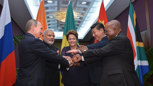 Встречи глав государств и правительств стран-участниц БРИКС перед началом саммита G20